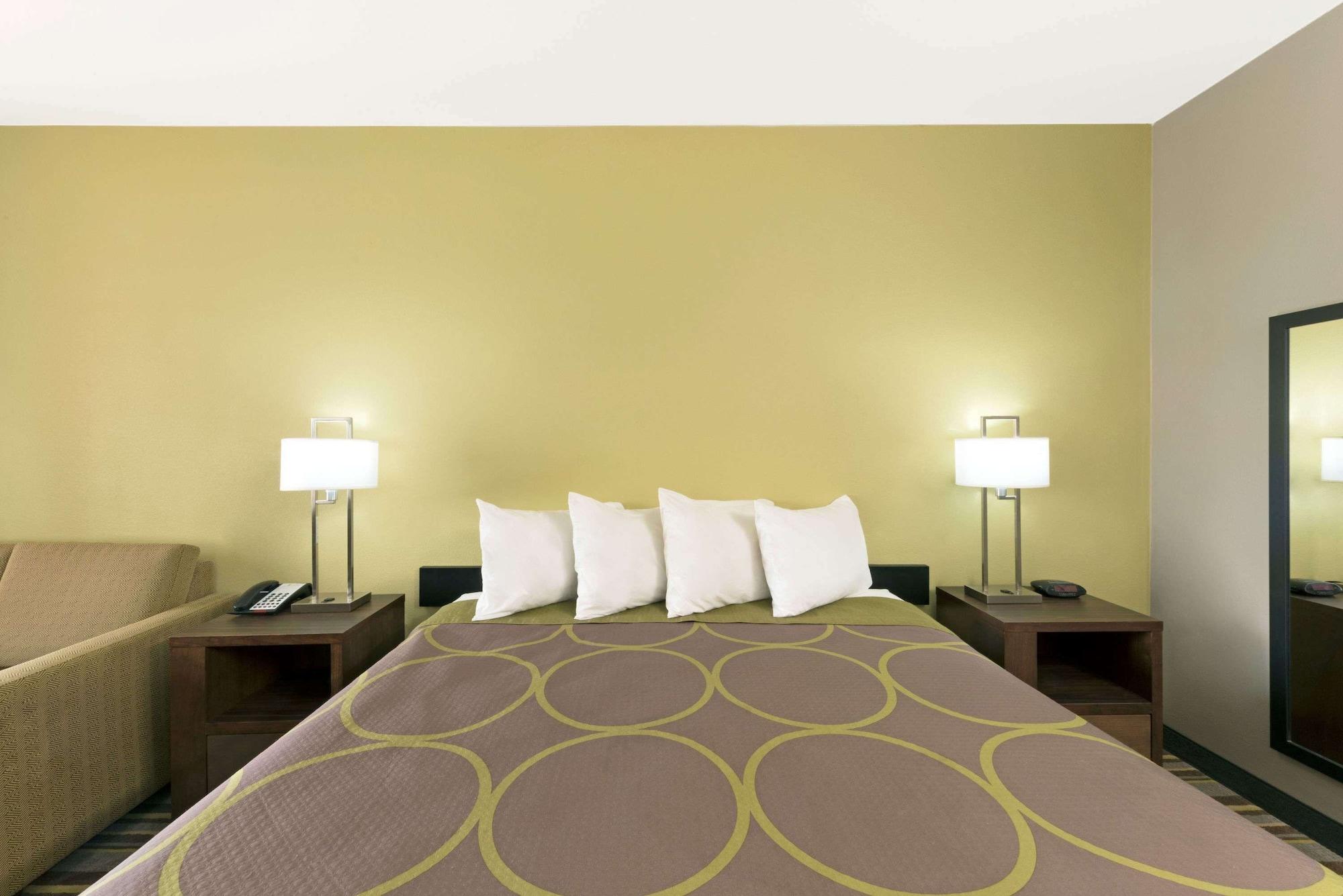 Super 8 By Wyndham Colorado City Exterior foto